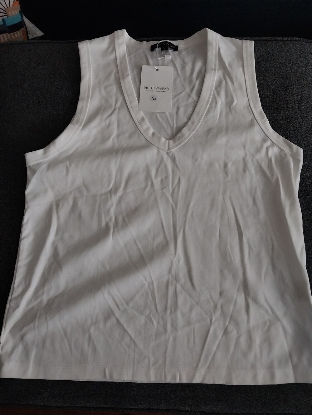 NWT Pretty Wear Sleeveless Top Size L